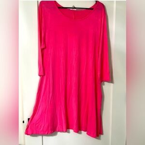 Hot pink t-shirt dress with pockets